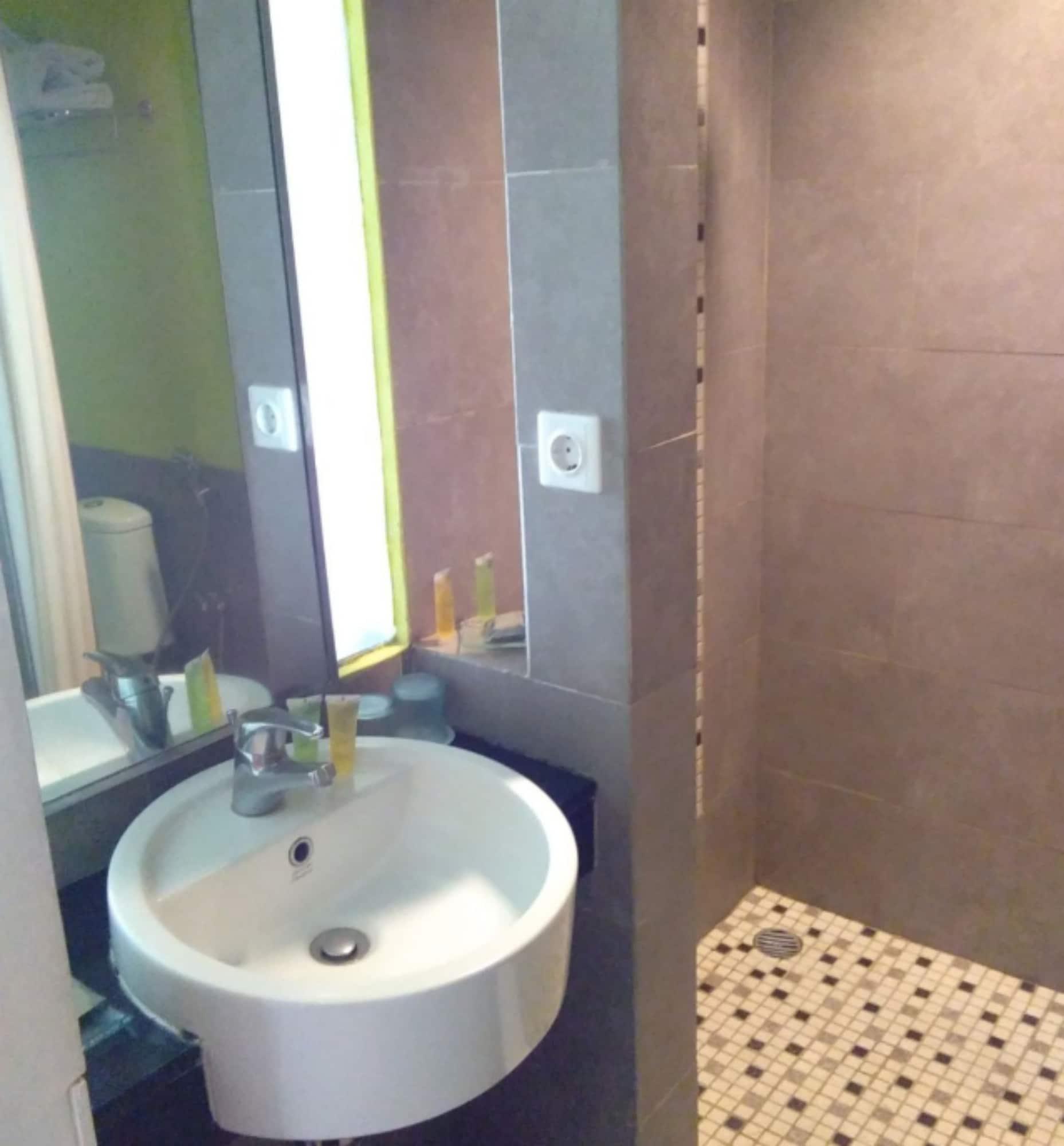Hotel Santika Bsd City-Серпонг Екстериор снимка