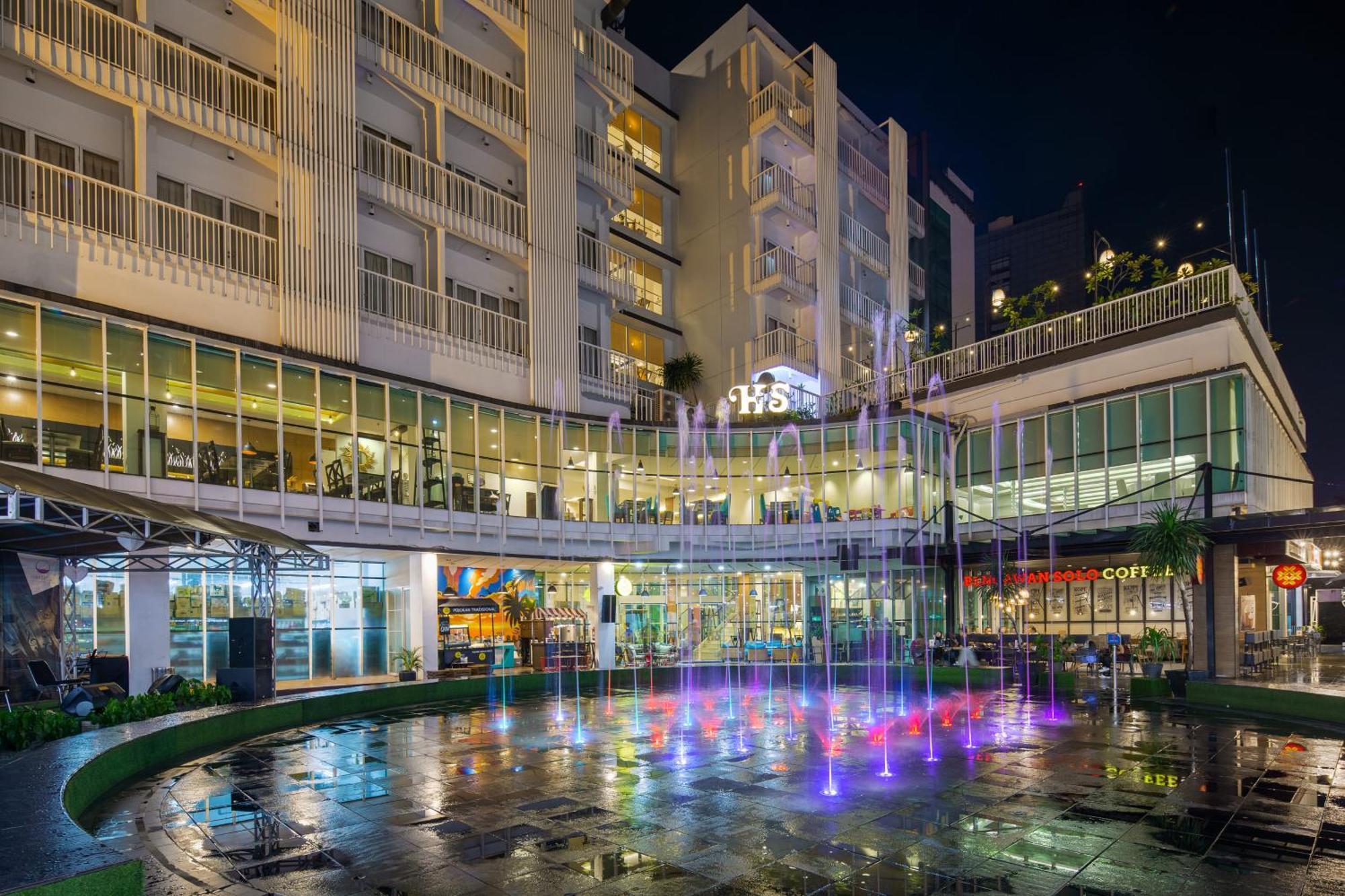 Hotel Santika Bsd City-Серпонг Екстериор снимка
